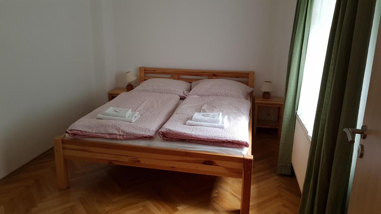 Pension Family Karlowe Wary Zewnętrze zdjęcie